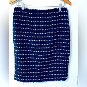 Hounds tooth black, white & blue wool skirt- size 2
